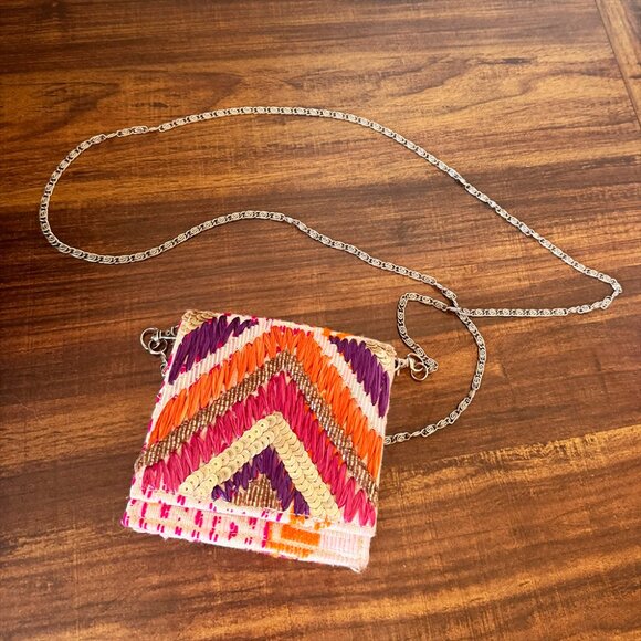 Raffia Embellished Gloria Clutch - Picture 5 of 8